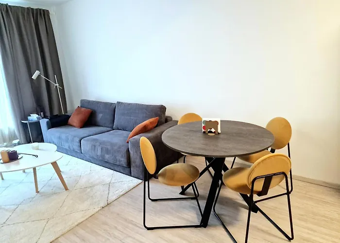 Elegant Urban With Parking Spot Апартаменты Братислава